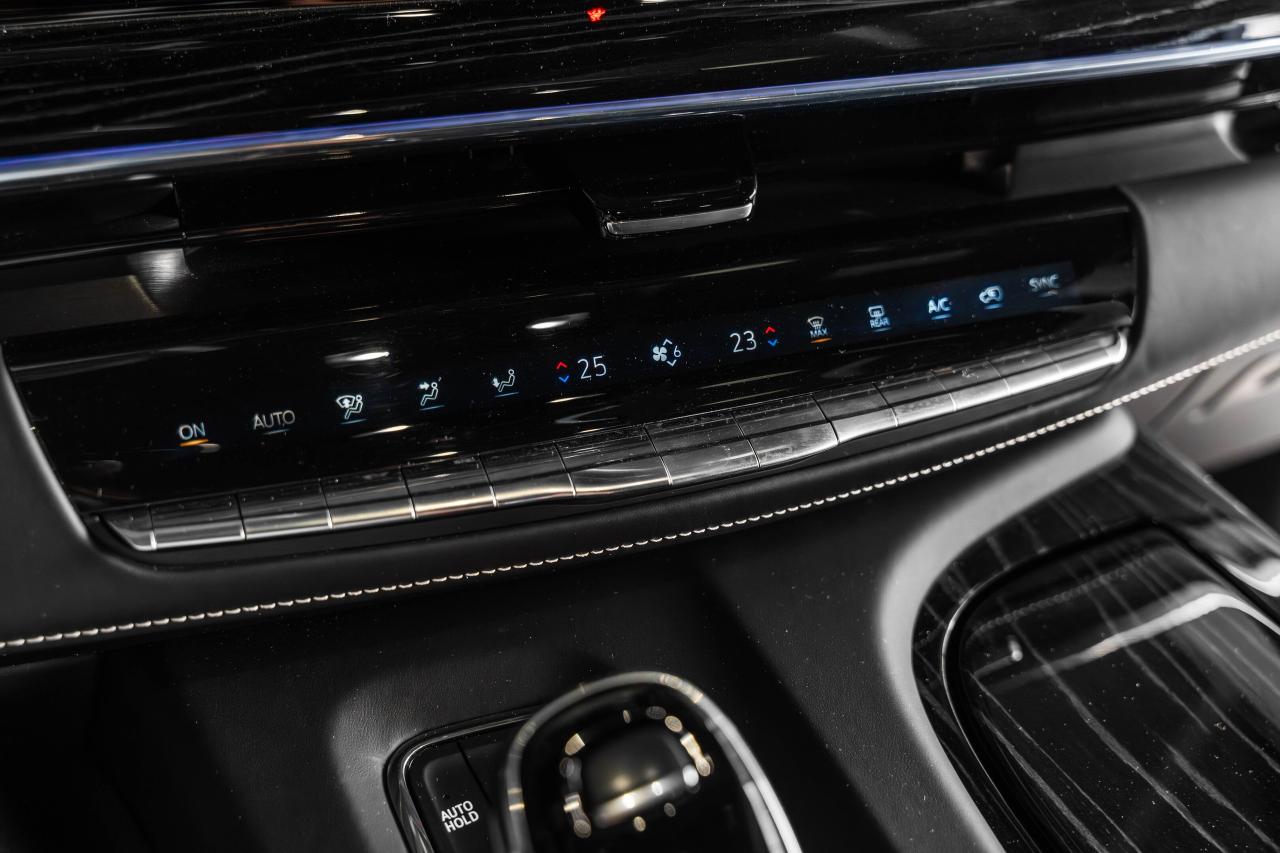 2023 Cadillac Escalade AWD 4dr V-Series Photo