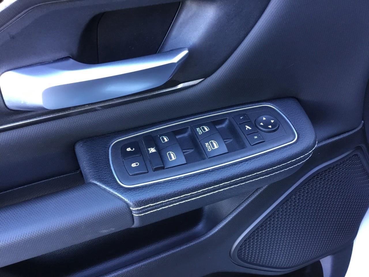 2023 RAM 1500 SPORT Photo