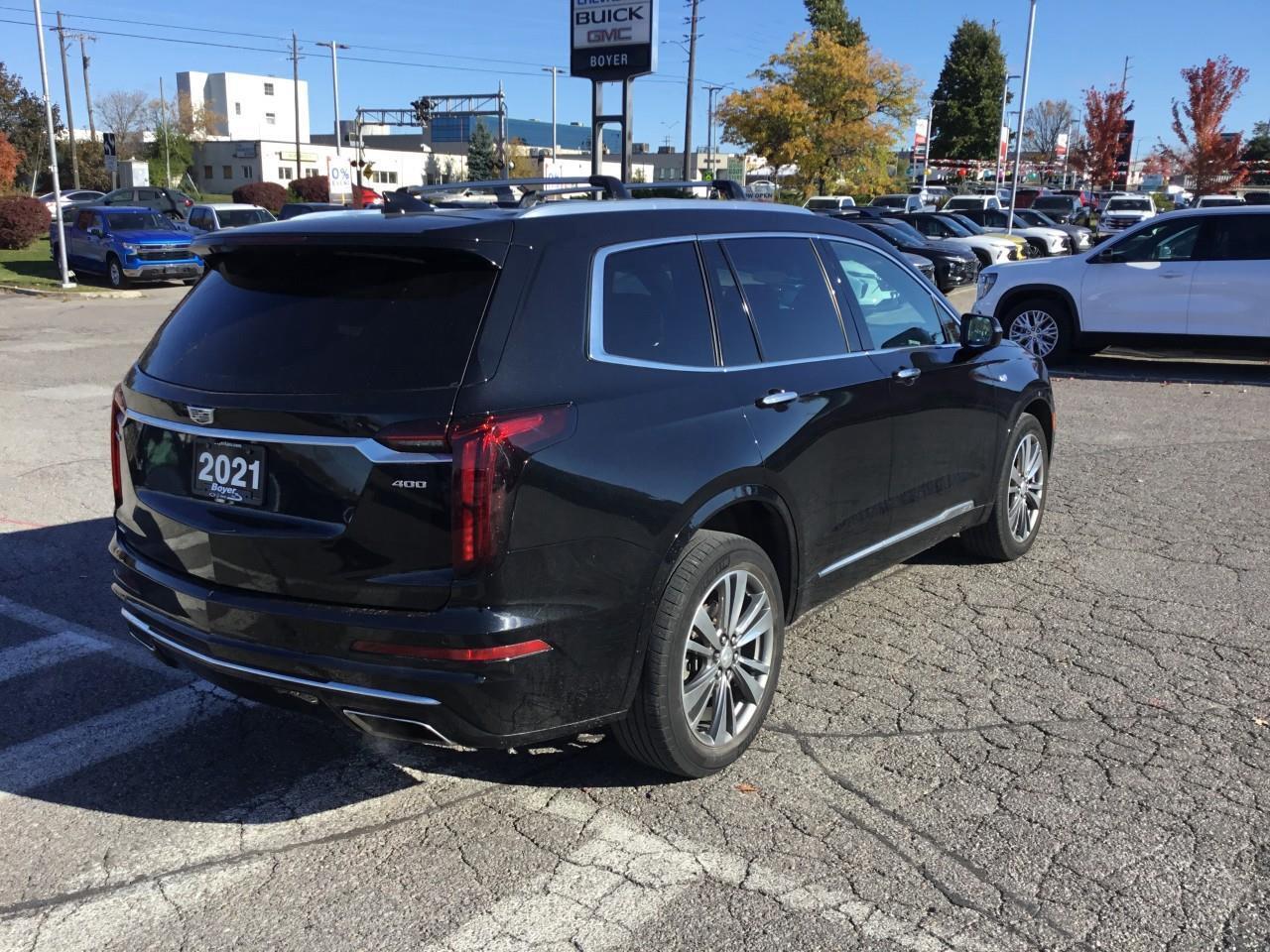 2021 Cadillac XT6 Premium Luxury Photo3