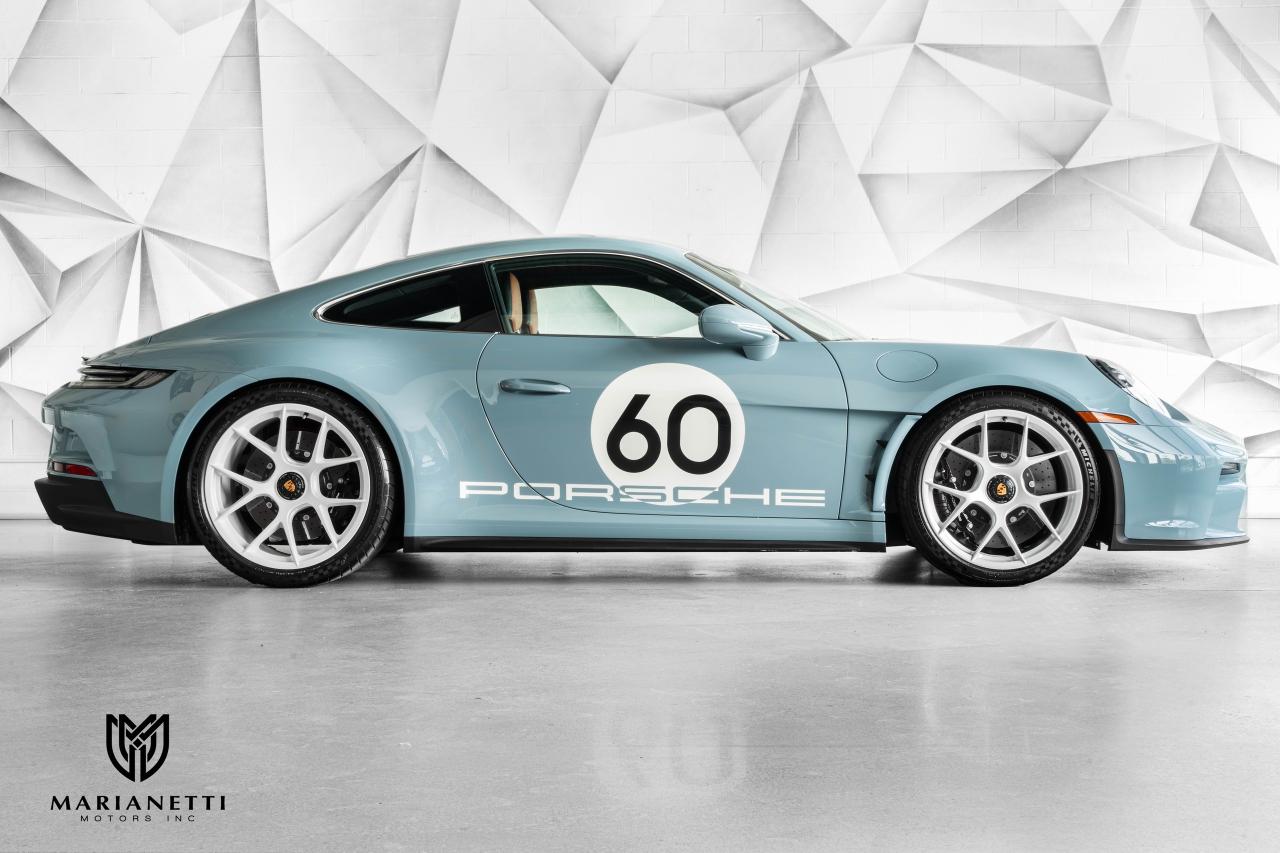 2024 Porsche 911 S/T Coupe Photo