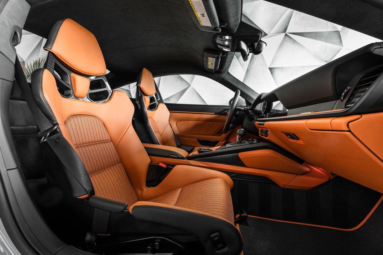 2024 Porsche 911 S/T Coupe Photo