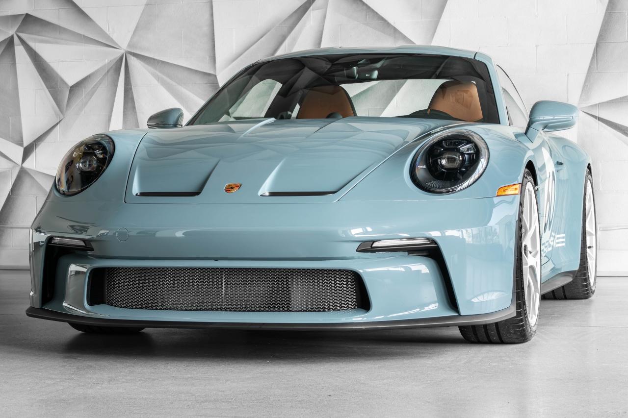 2024 Porsche 911 S/T Coupe Photo