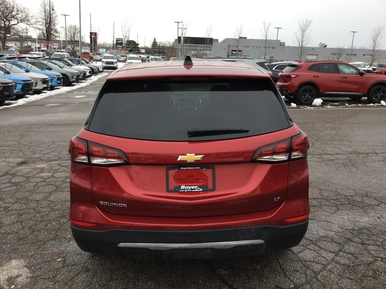 2024 Chevrolet Equinox LT Photo3