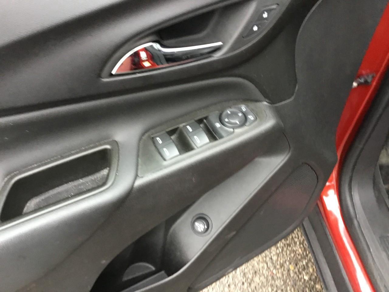 2024 Chevrolet Equinox LT Photo