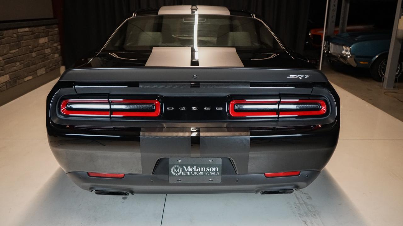2016 Dodge Challenger 2DR CPE SRT HELLCAT Photo