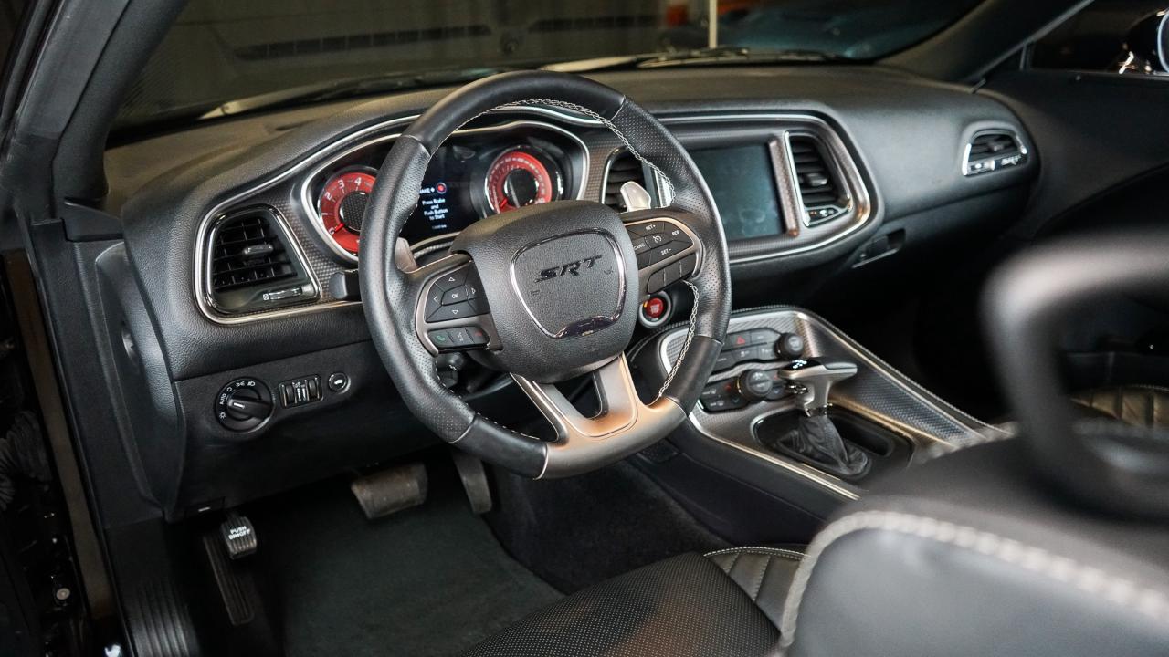 2016 Dodge Challenger 2DR CPE SRT HELLCAT Photo