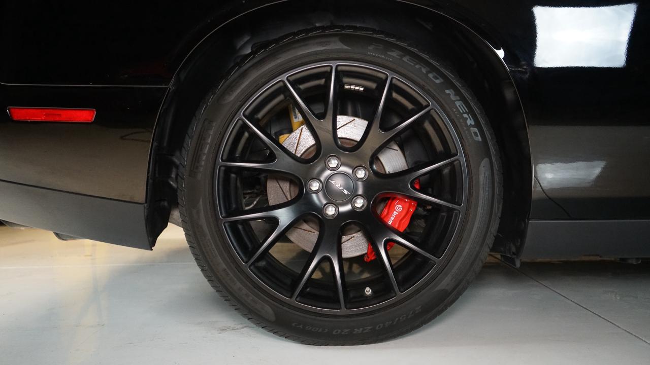 2016 Dodge Challenger 2DR CPE SRT HELLCAT Photo