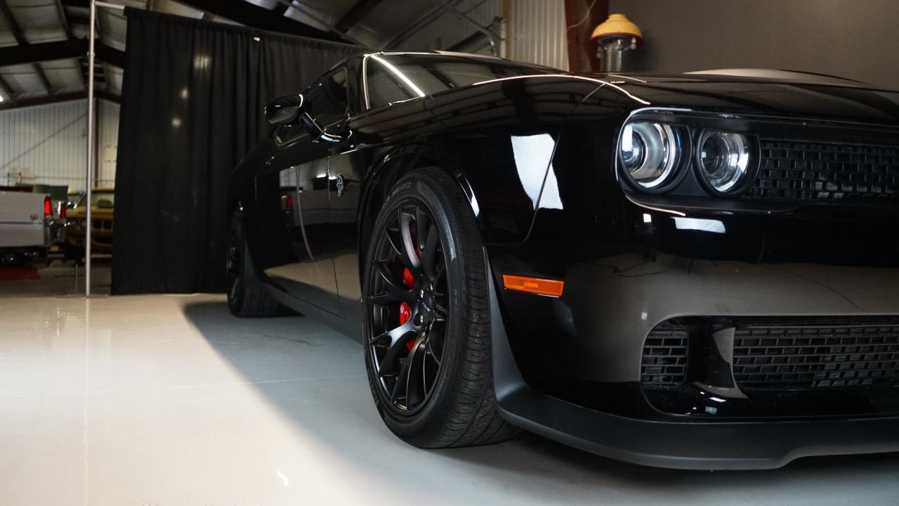 2016 Dodge Challenger 2DR CPE SRT HELLCAT Photo