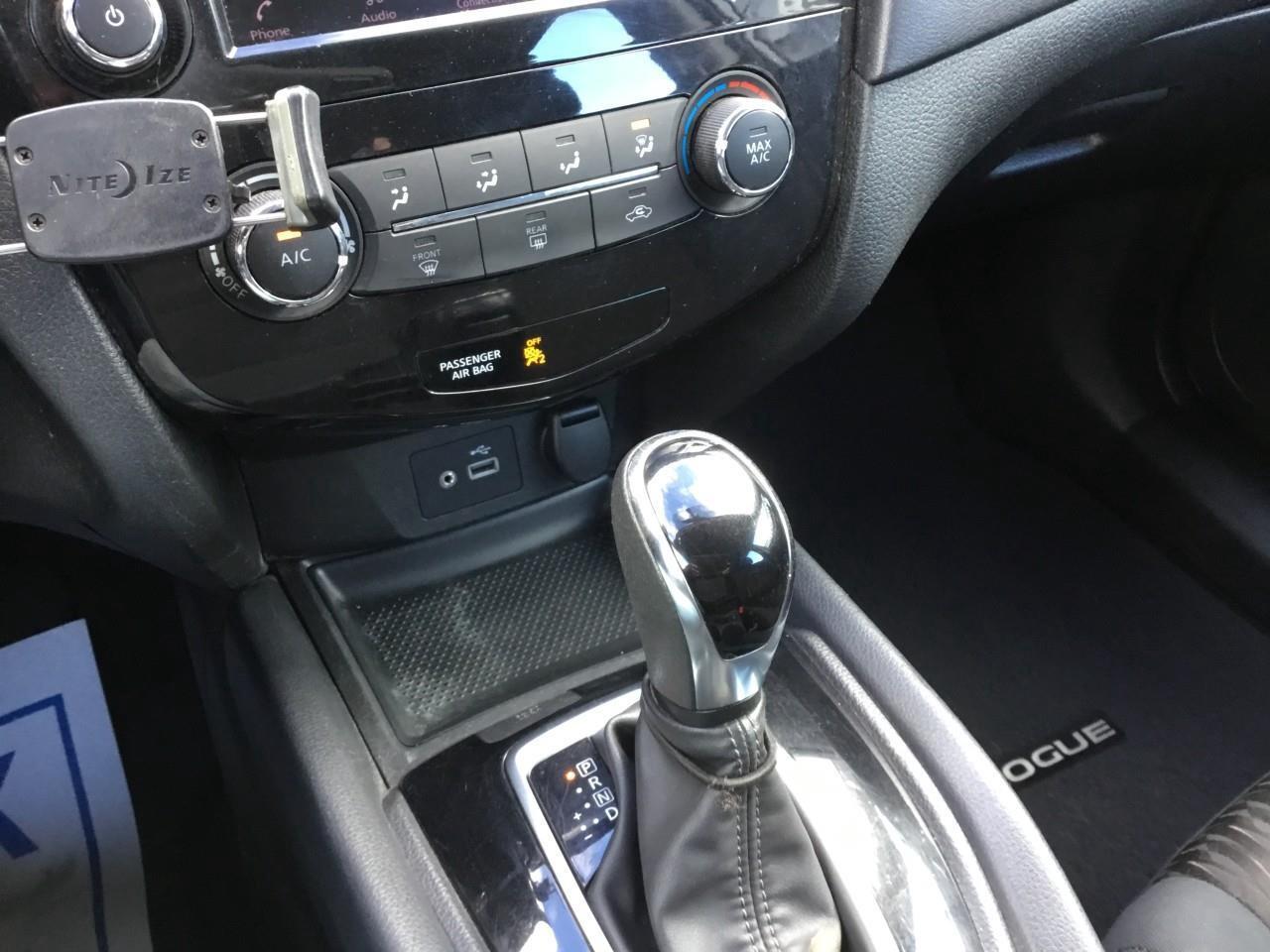 2018 Nissan Rogue  Photo