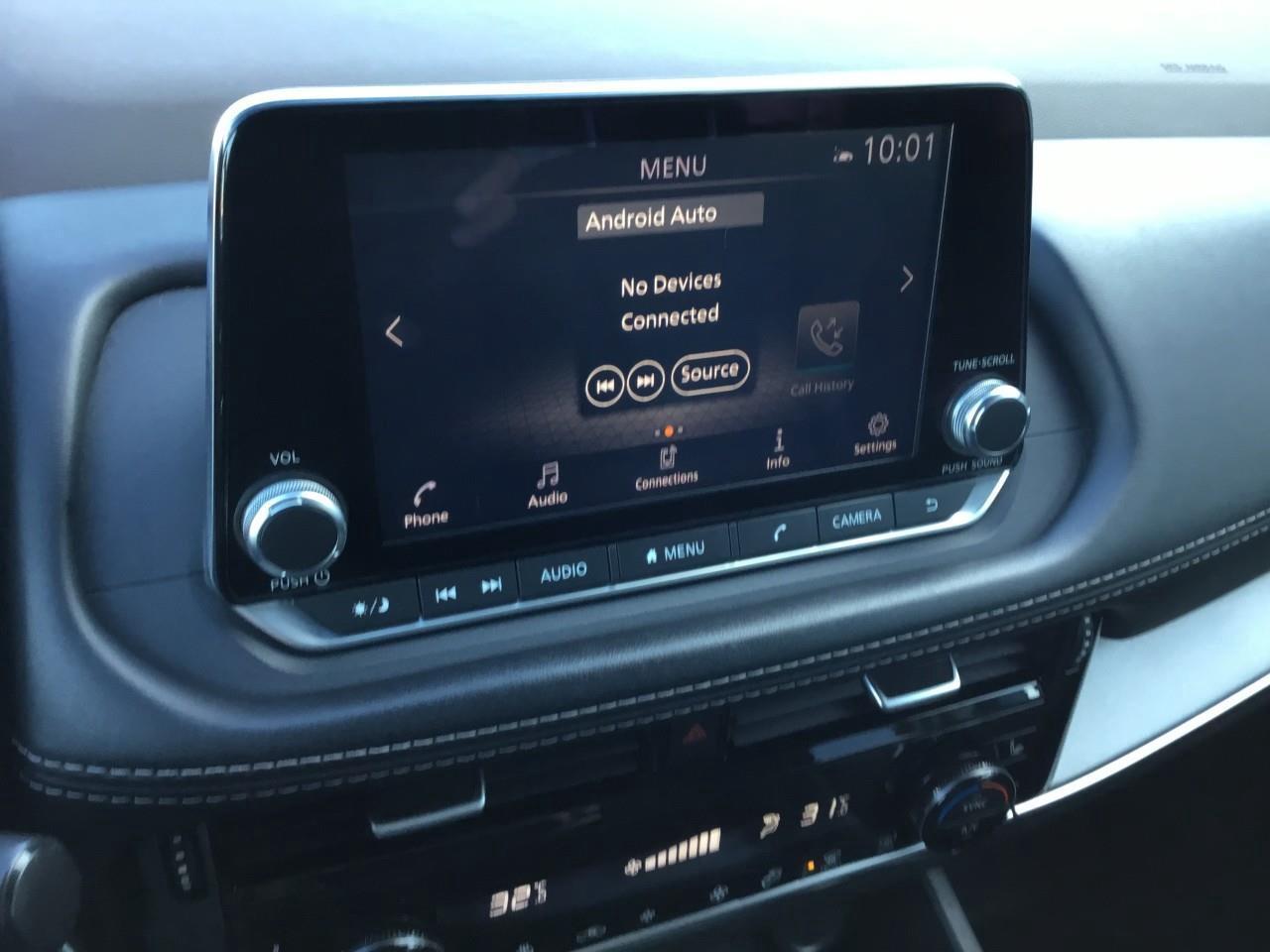 2021 Nissan Rogue SV Photo