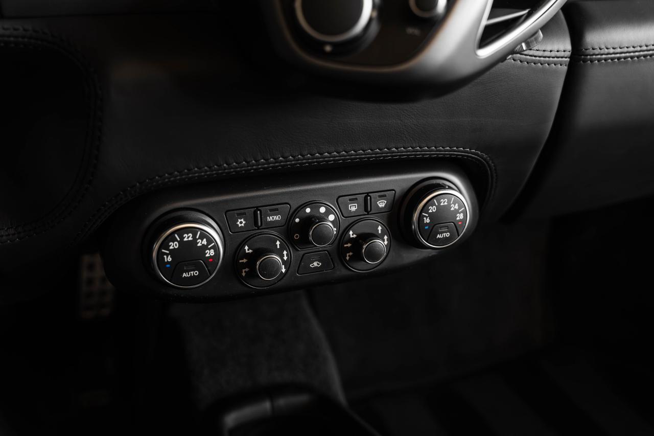 2013 Ferrari 458 Spider 2dr Conv Photo