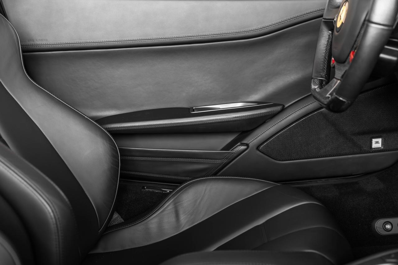 2013 Ferrari 458 Spider 2dr Conv Photo