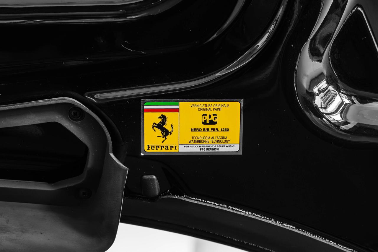 2013 Ferrari 458 Spider 2dr Conv Photo