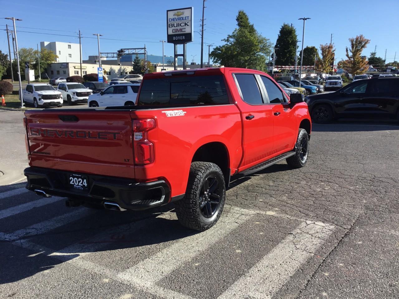 2024 Chevrolet Silverado 1500 LT Trail Boss Photo