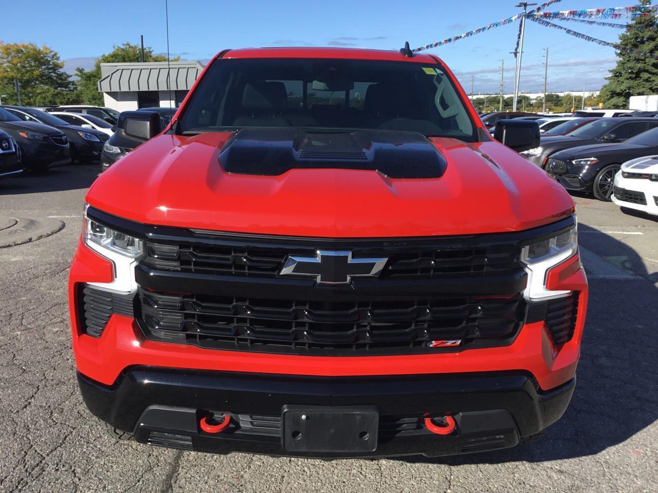 2024 Chevrolet Silverado 1500 LT Trail Boss Photo