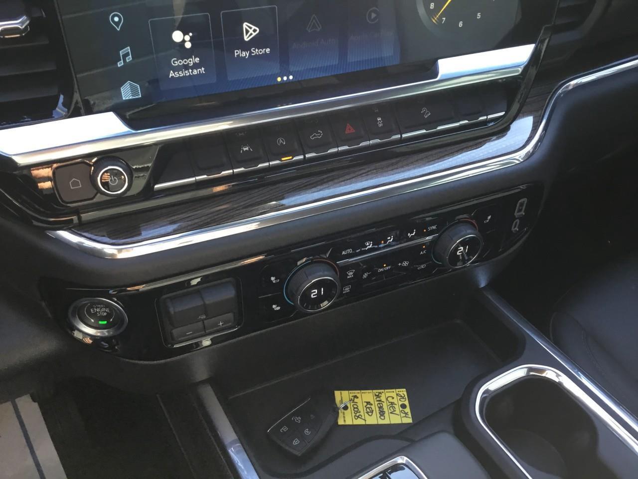 2024 Chevrolet Silverado 1500 LT Trail Boss Photo