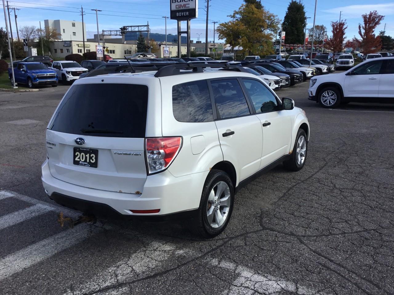 2013 Subaru Forester 2.5X Touring Photo4
