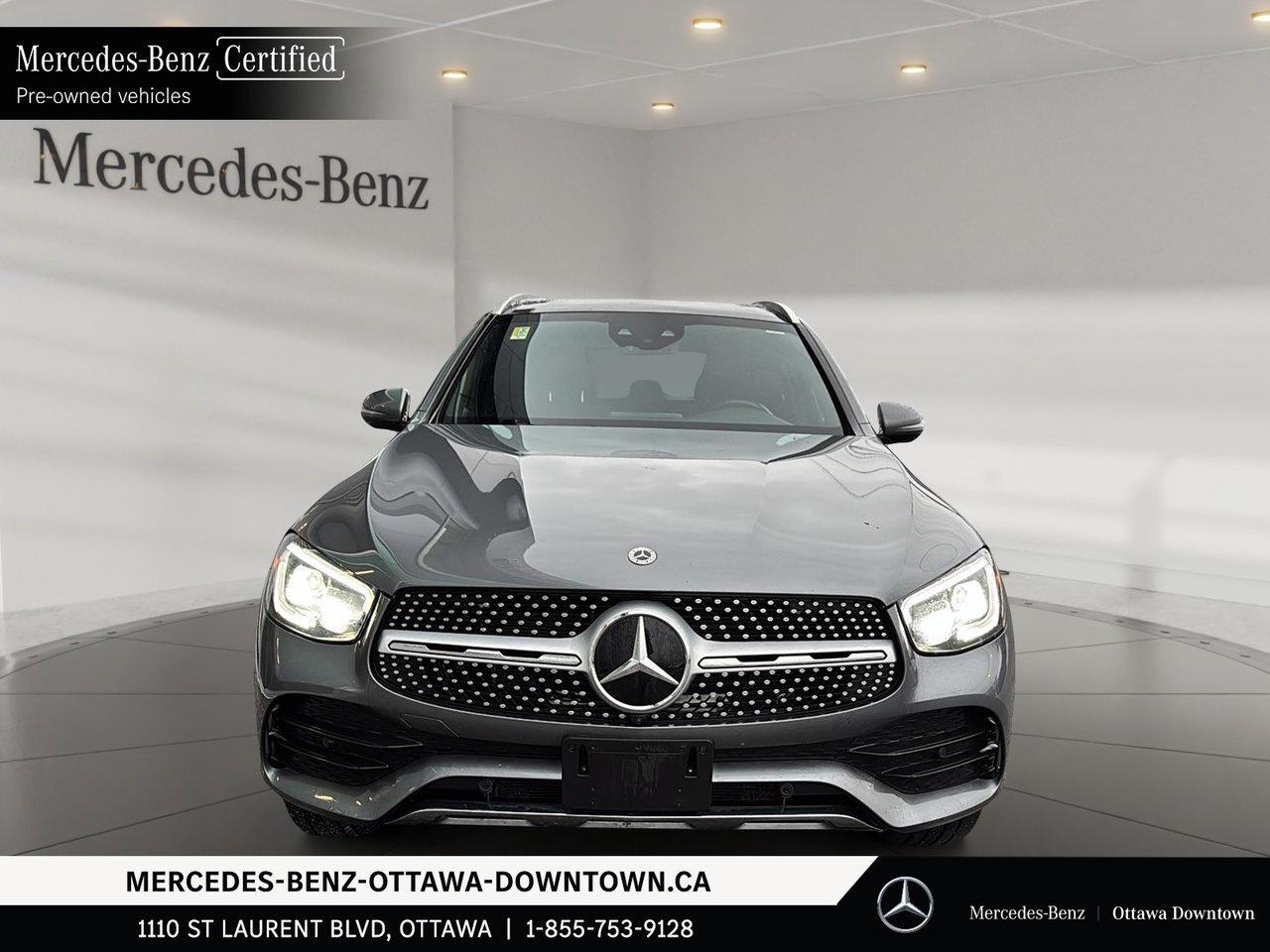 2022 Mercedes-Benz GLC300 4MATIC SUV Fully Loaded GLC with Red Leather! / Photo