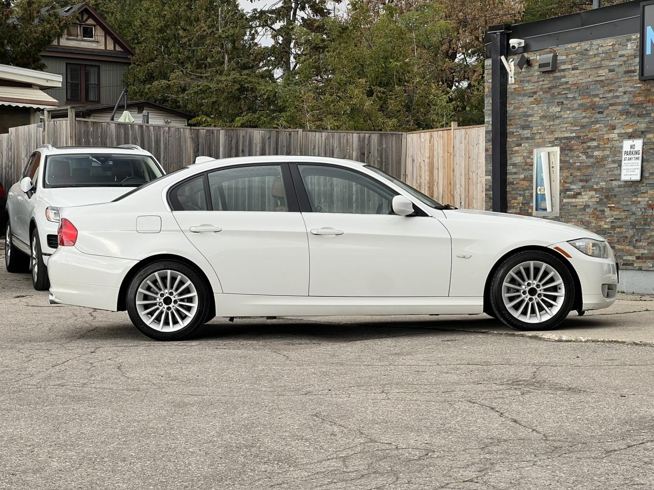 2011 BMW 3 Series 335d – Alpine White on Saddle Brown Dakota Leather Photo3