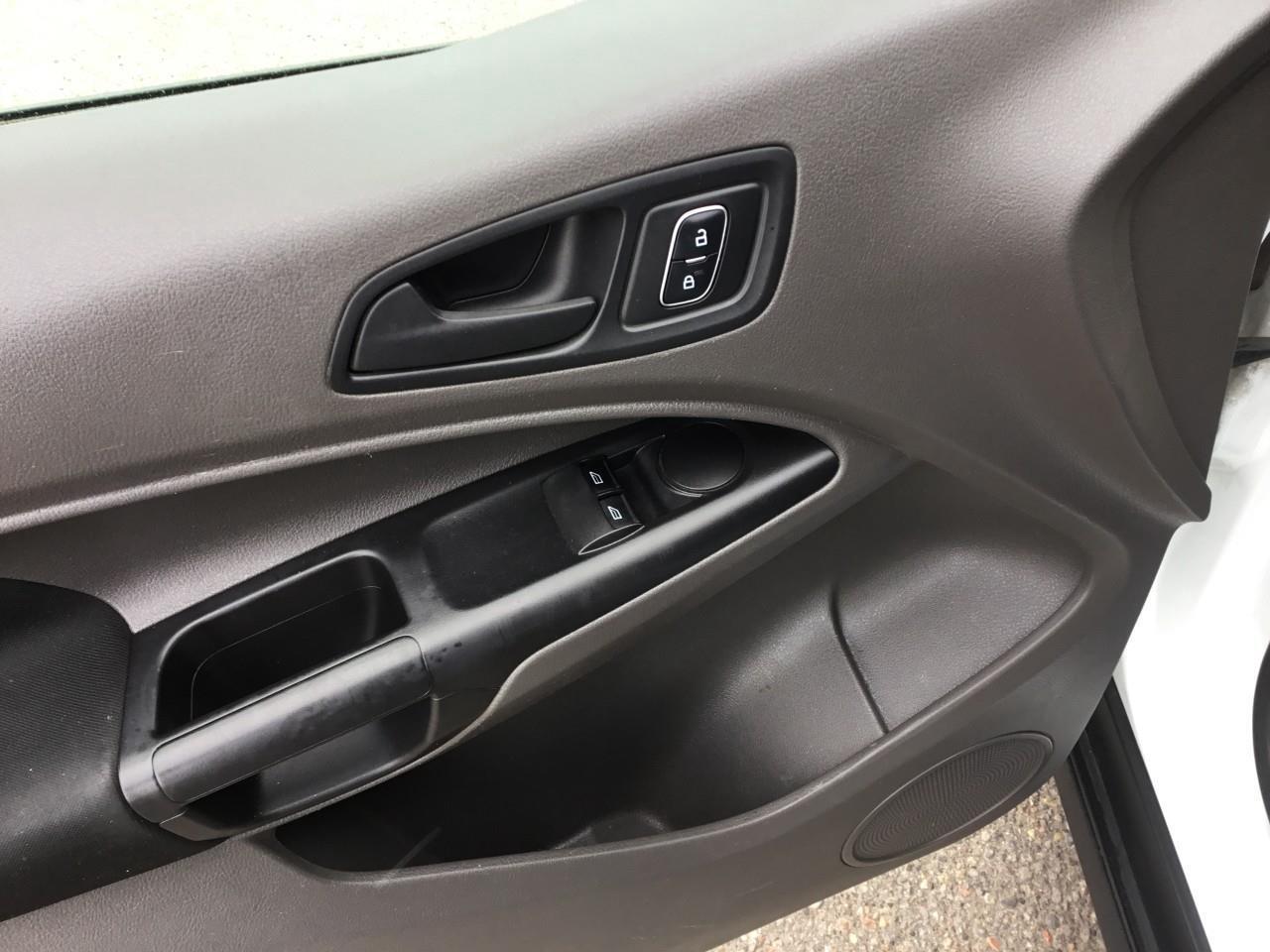 2019 Ford Transit Connect XL Photo