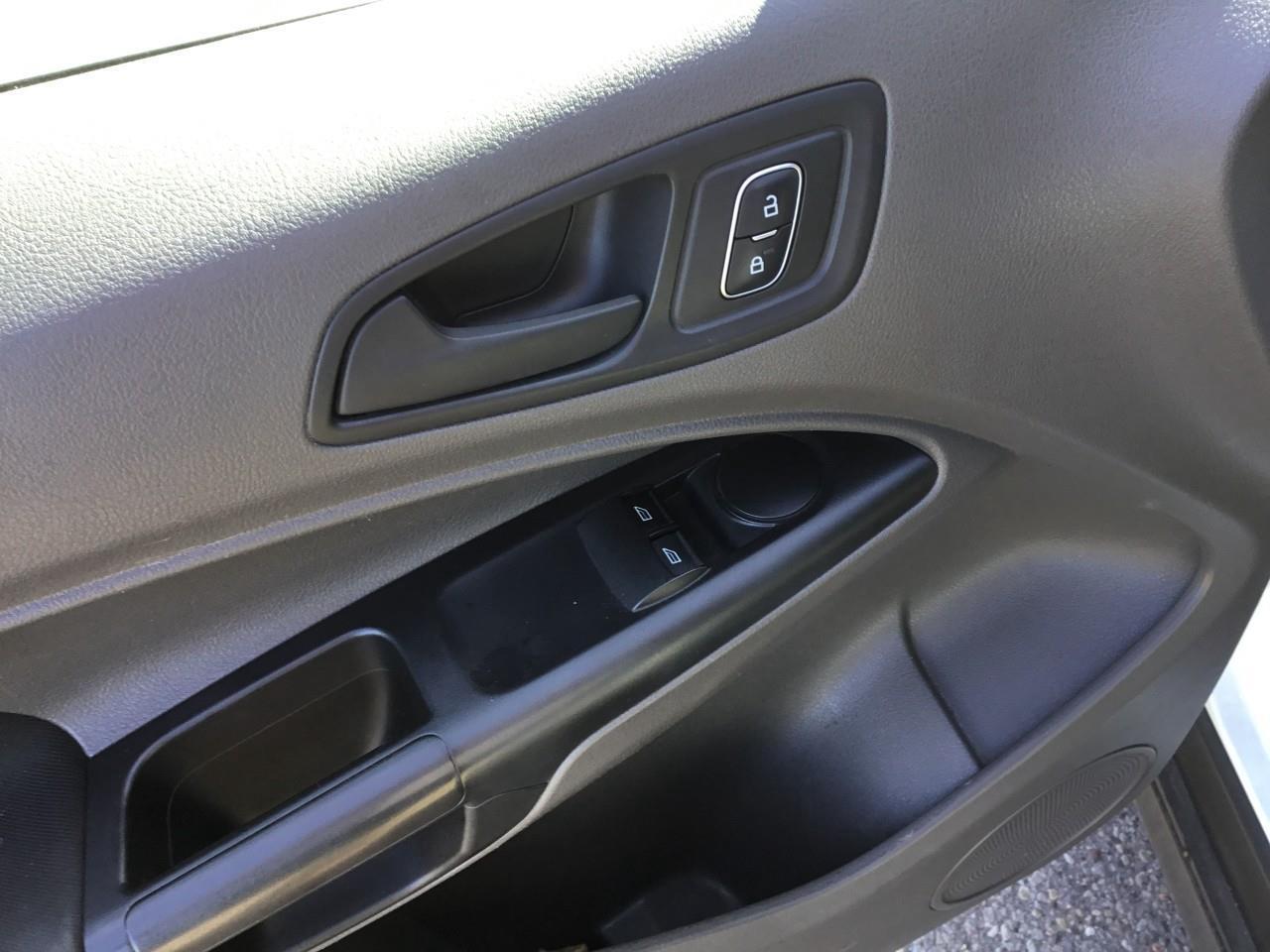 2019 Ford Transit Connect XL Photo