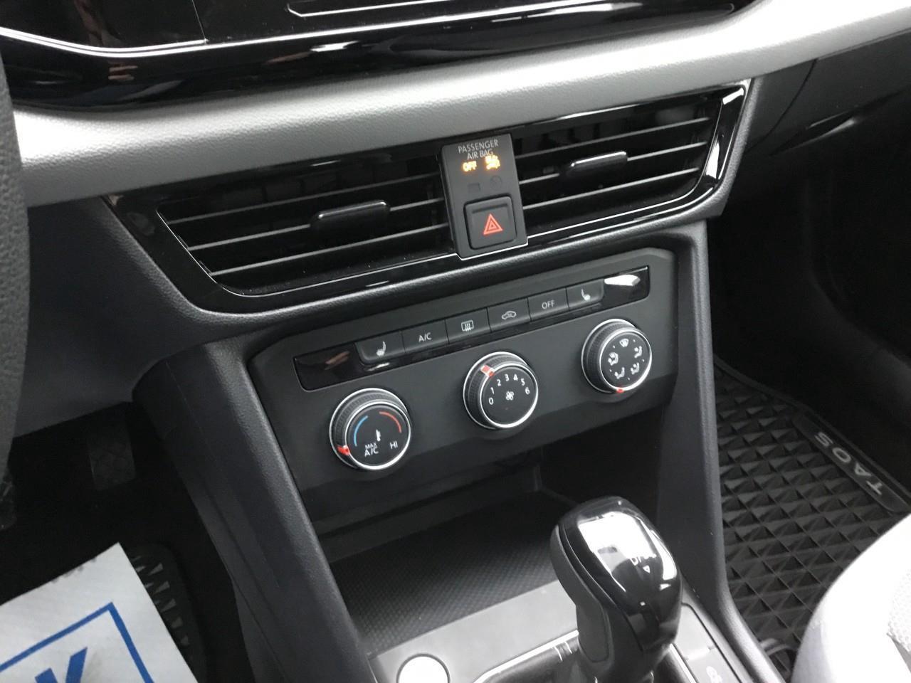 2022 Volkswagen Taos Trendline Photo