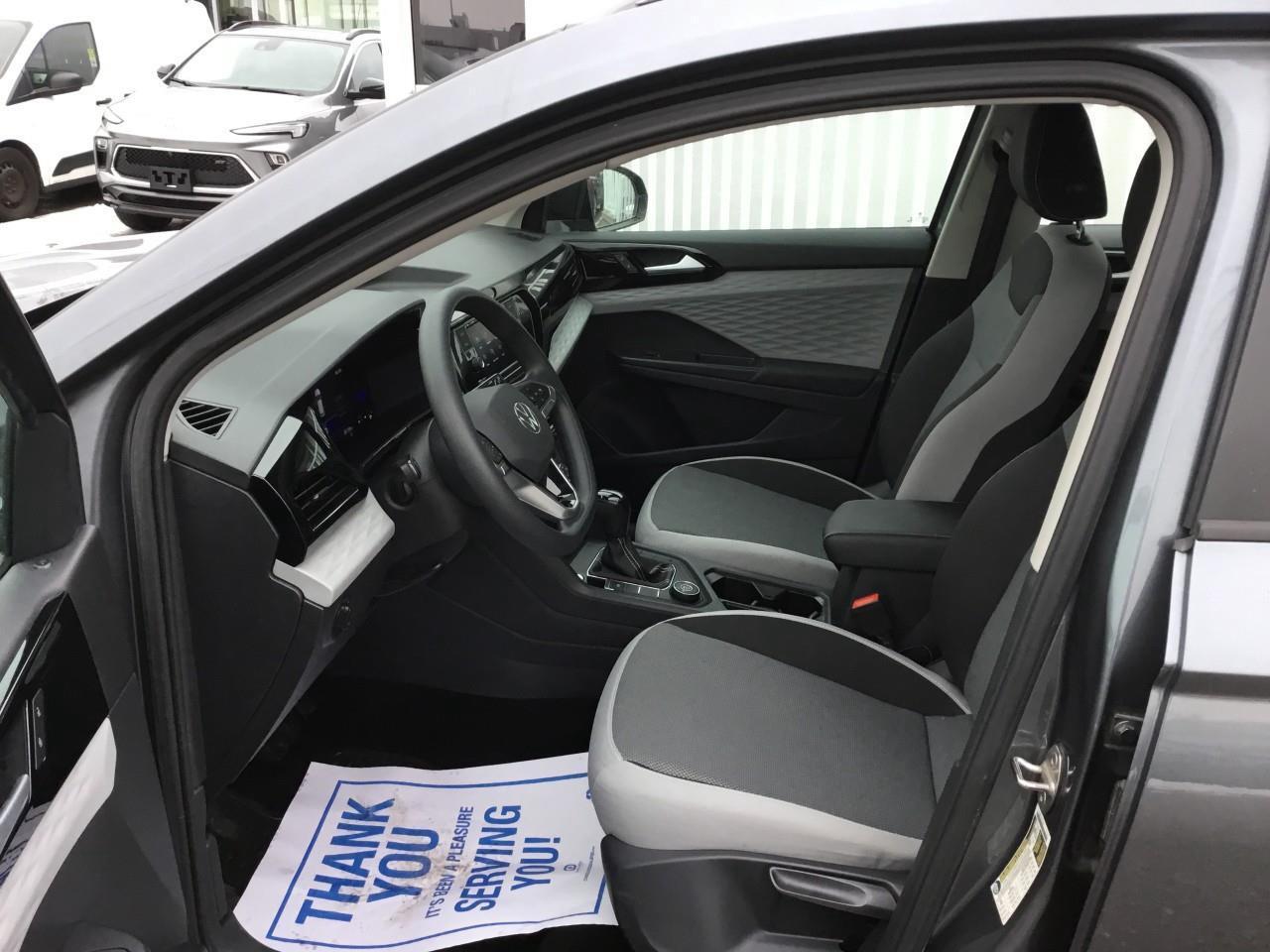 2022 Volkswagen Taos Trendline Photo