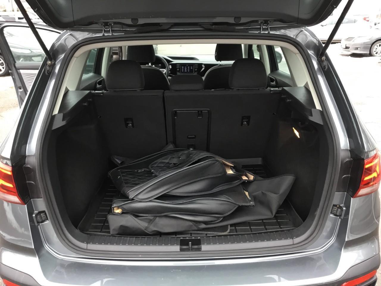 2022 Volkswagen Taos Trendline Photo