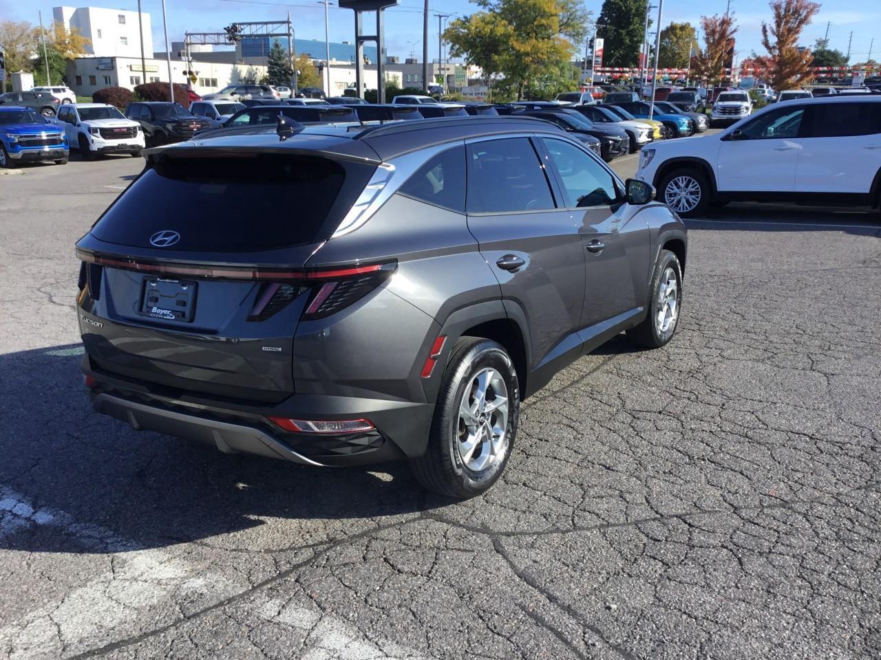 2022 Hyundai Tucson Preferred w/Trend Package Photo4