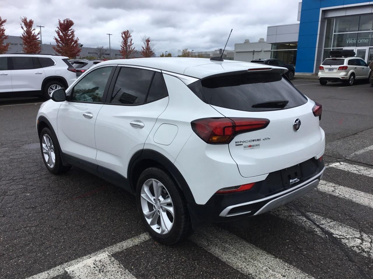 2023 Buick Encore GX Preferred Photo2