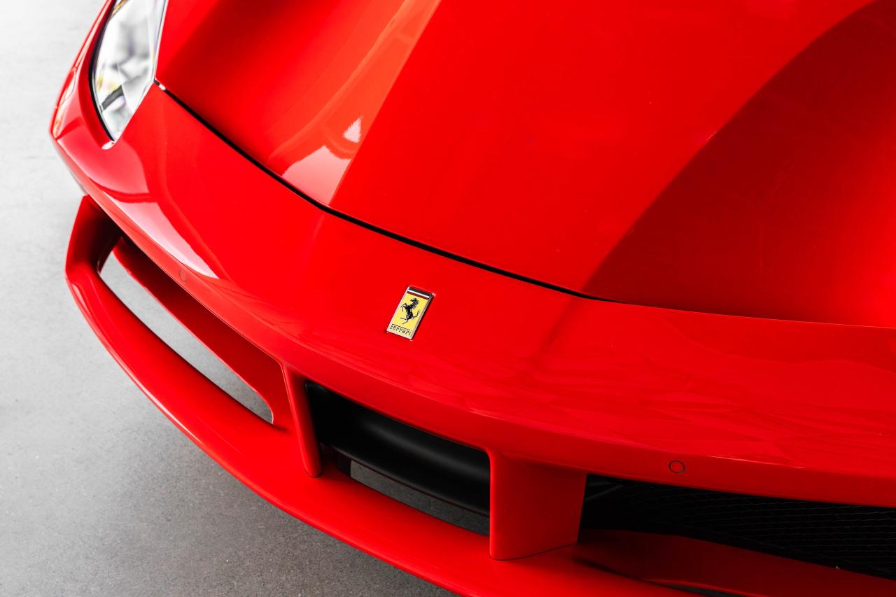 2019 Ferrari 488 Spider Convertible Photo