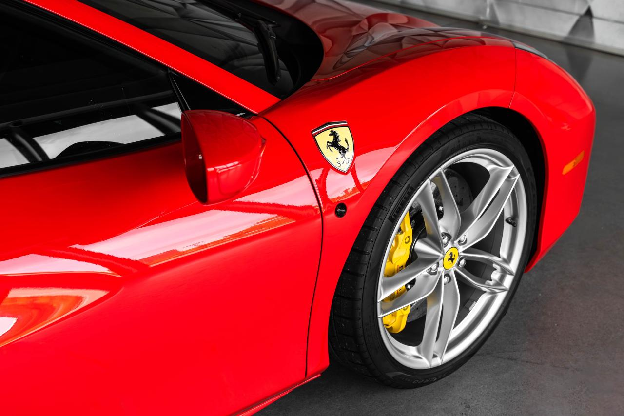 2019 Ferrari 488 Spider Convertible Photo