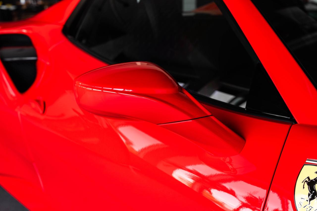 2019 Ferrari 488 Spider Convertible Photo