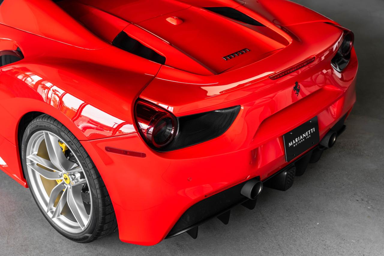 2019 Ferrari 488 Spider Convertible Photo