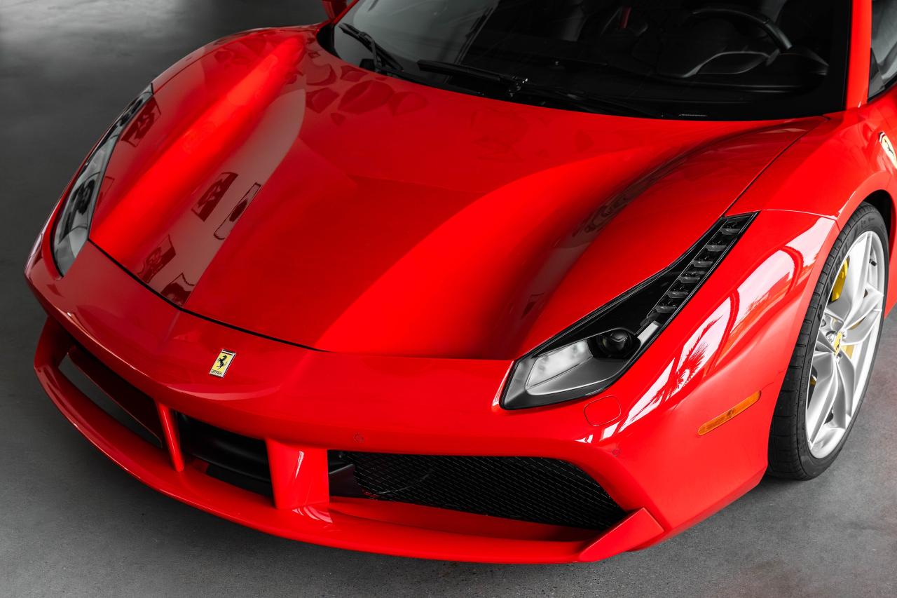 2019 Ferrari 488 Spider Convertible Photo