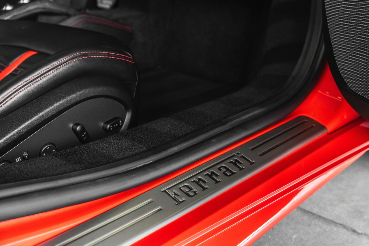 2019 Ferrari 488 Spider Convertible Photo