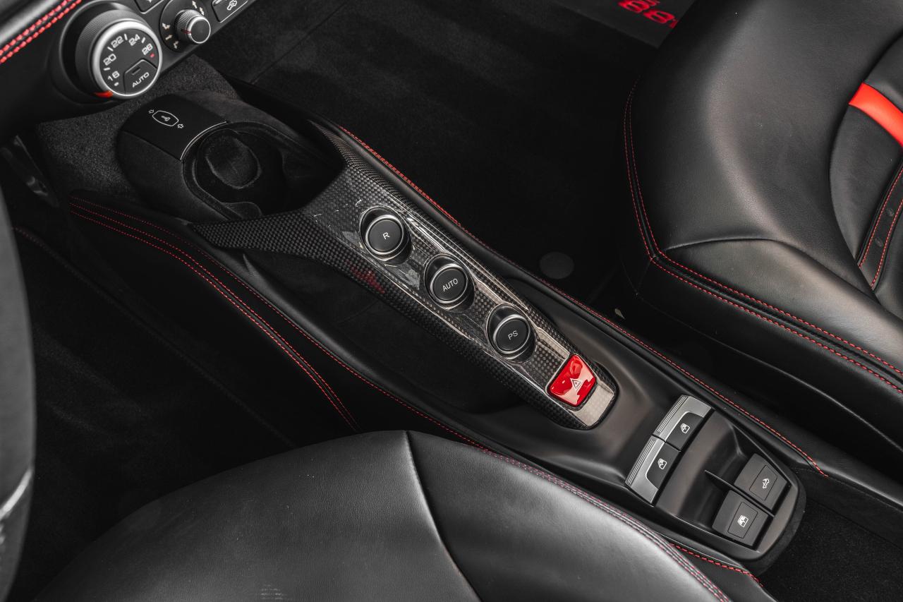 2019 Ferrari 488 Spider Convertible Photo