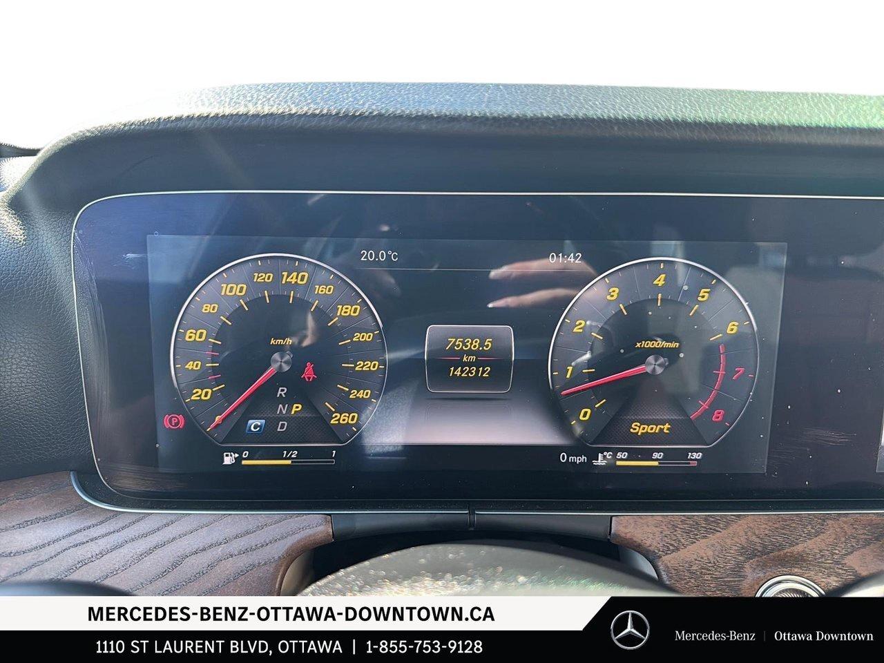 2017 Mercedes-Benz E400 4MATIC Sedan Price just reduced / Photo