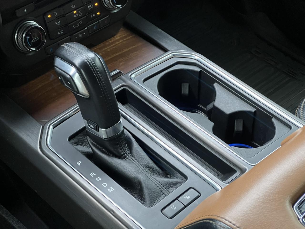 2017 Ford F-150 Limited SuperCrew 4×4 Photo