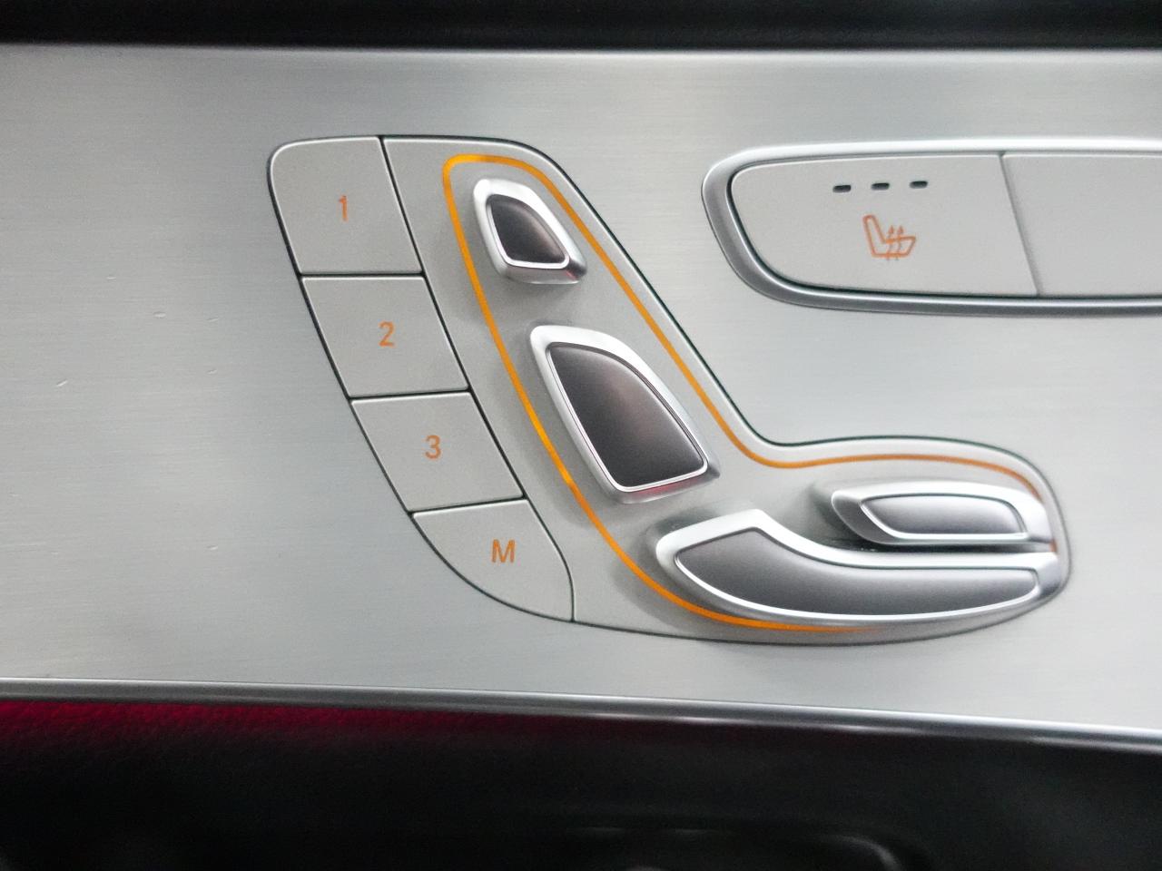 2022 Mercedes-Benz GLC 300 4MATIC | Nav | Leather | Pano roof | BlindSpot Photo