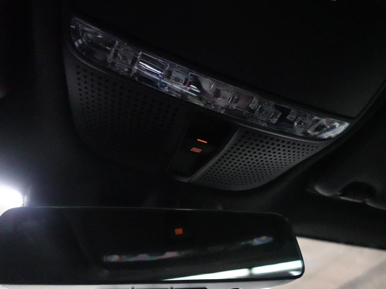 2022 Mercedes-Benz GLC 300 4MATIC | Nav | Leather | Pano roof | BlindSpot