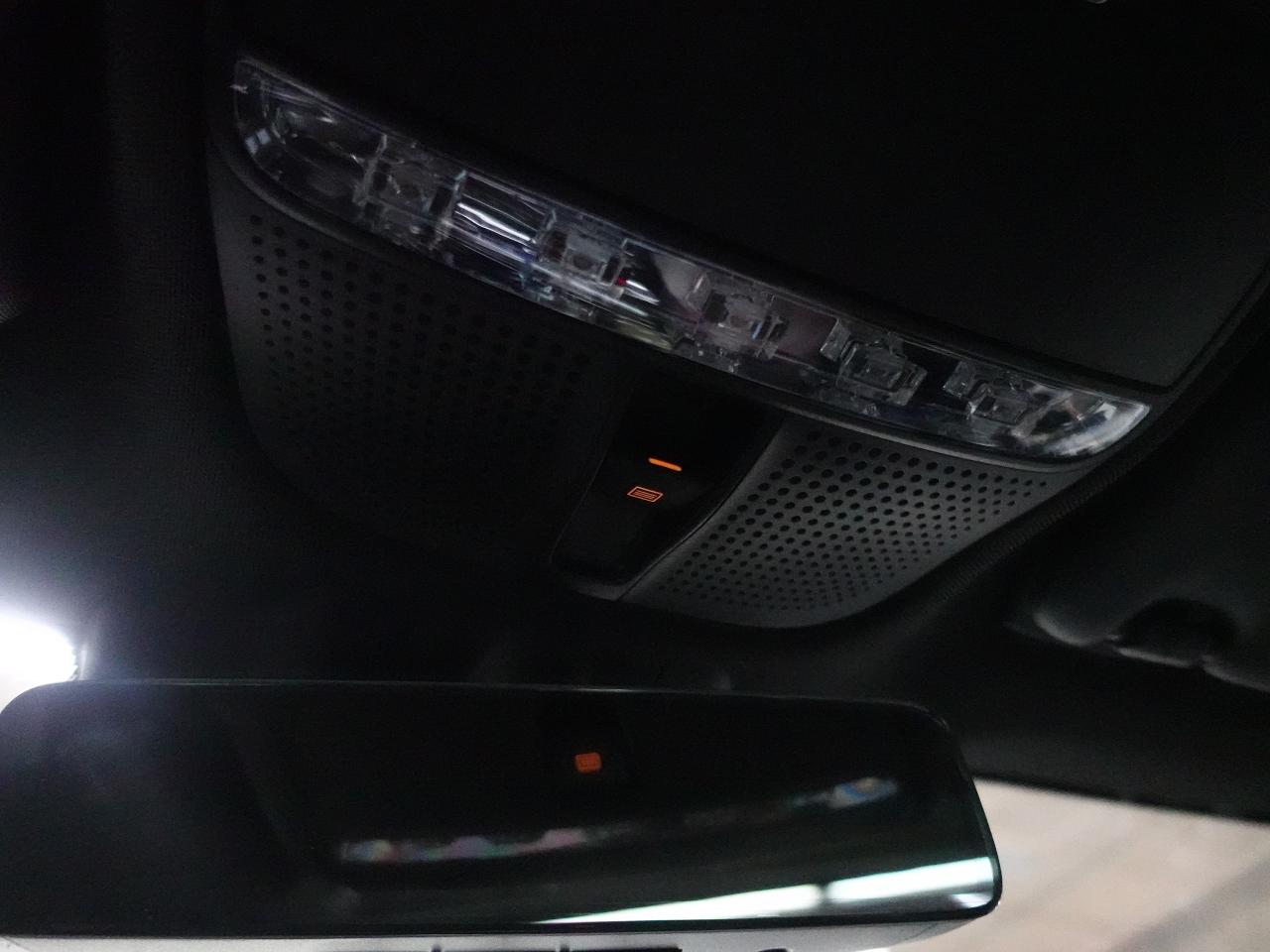 2022 Mercedes-Benz GLC 300 4MATIC | Nav | Leather | Pano roof | BlindSpot Photo