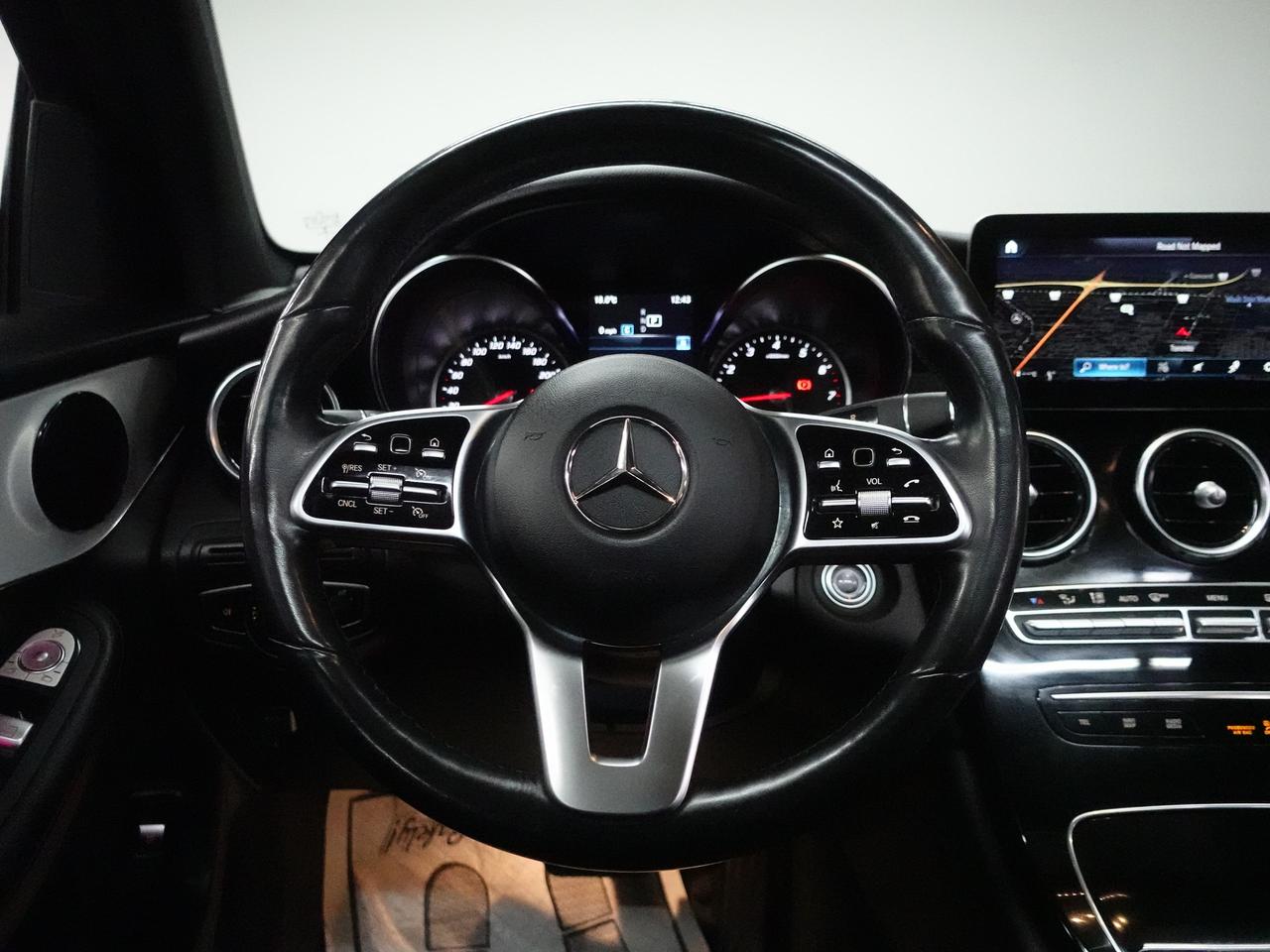 2022 Mercedes-Benz GLC 300 4MATIC | Nav | Leather | Pano roof | BlindSpot