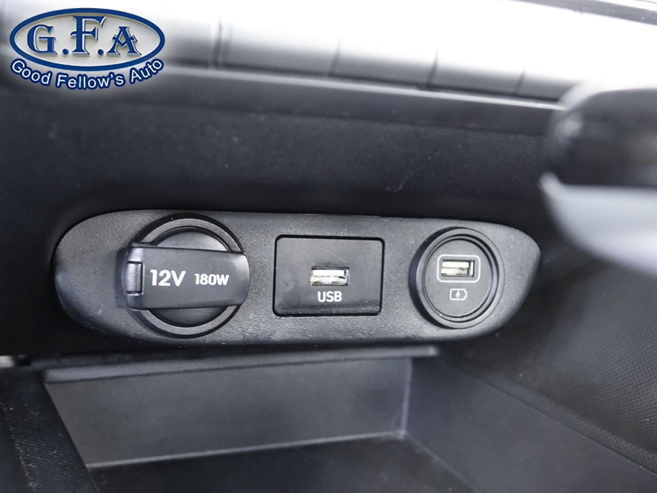 2022 Hyundai Elantra PREFERRED MODEL, SUN & TECH PACKAGE, SUNROOF, REAR Photo34