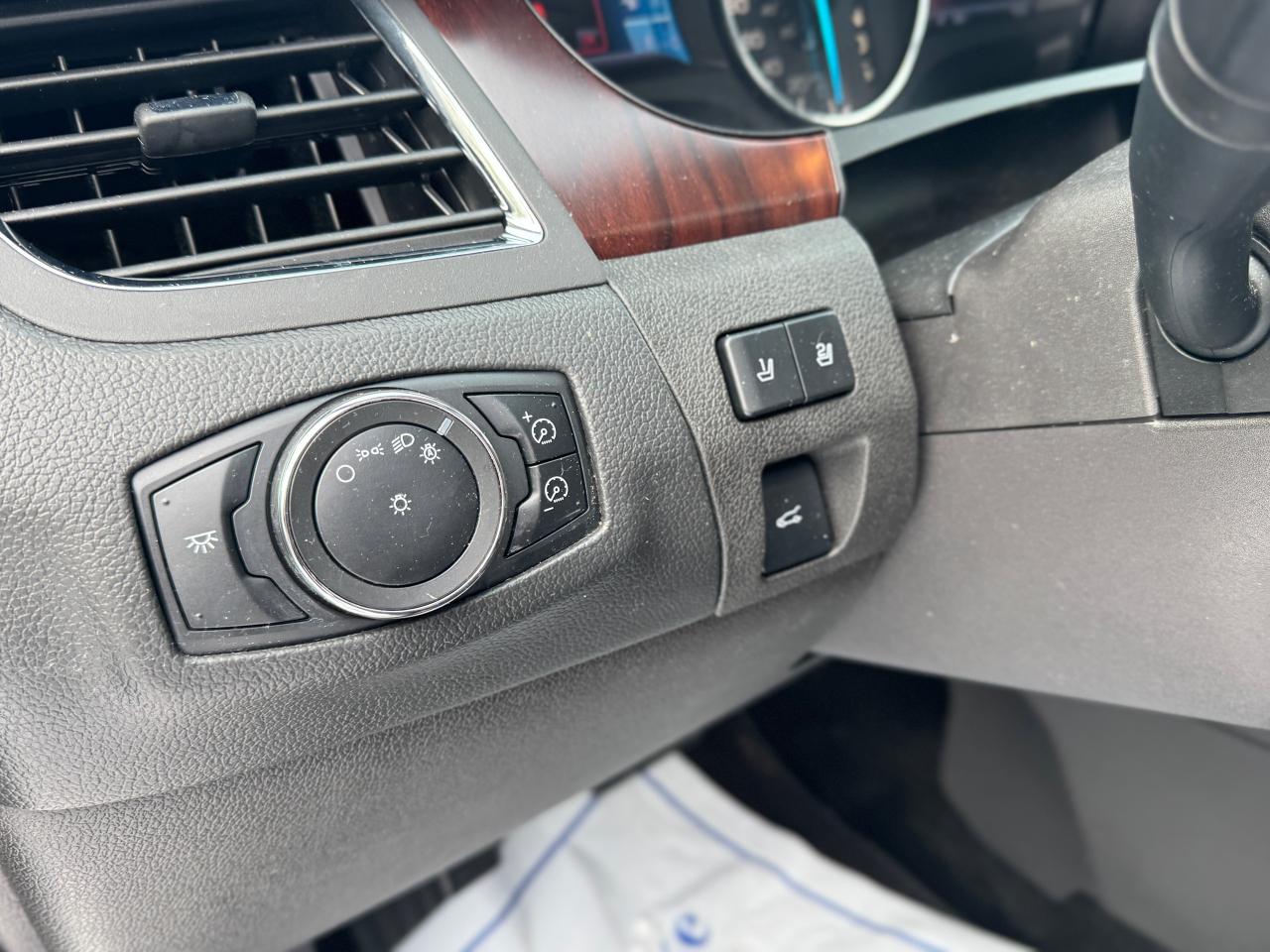 2013 Ford Edge Limited FWD Clean Carfax | Panoramic Roof Photo