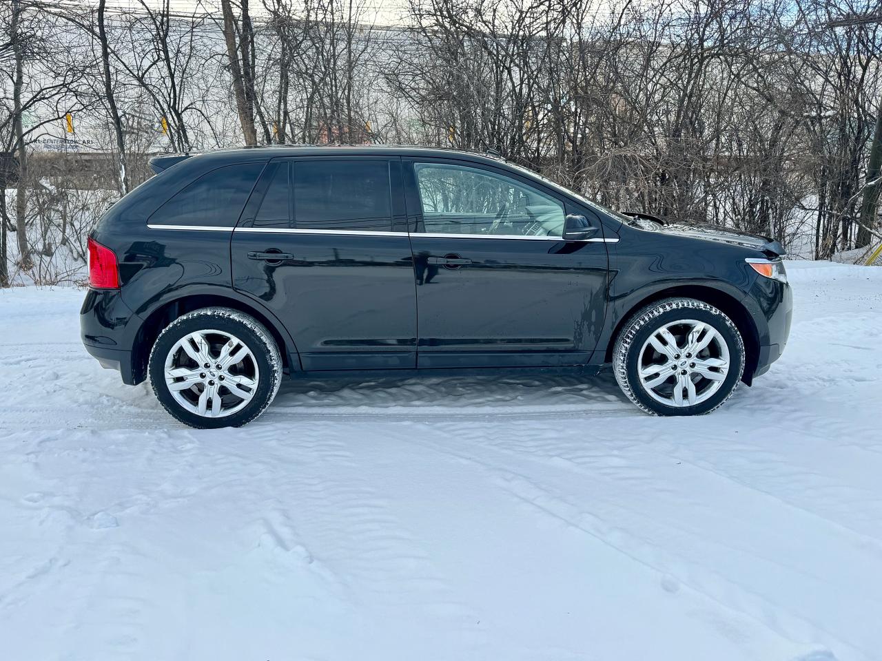 2013 Ford Edge Limited FWD Clean Carfax | Panoramic Roof Photo3