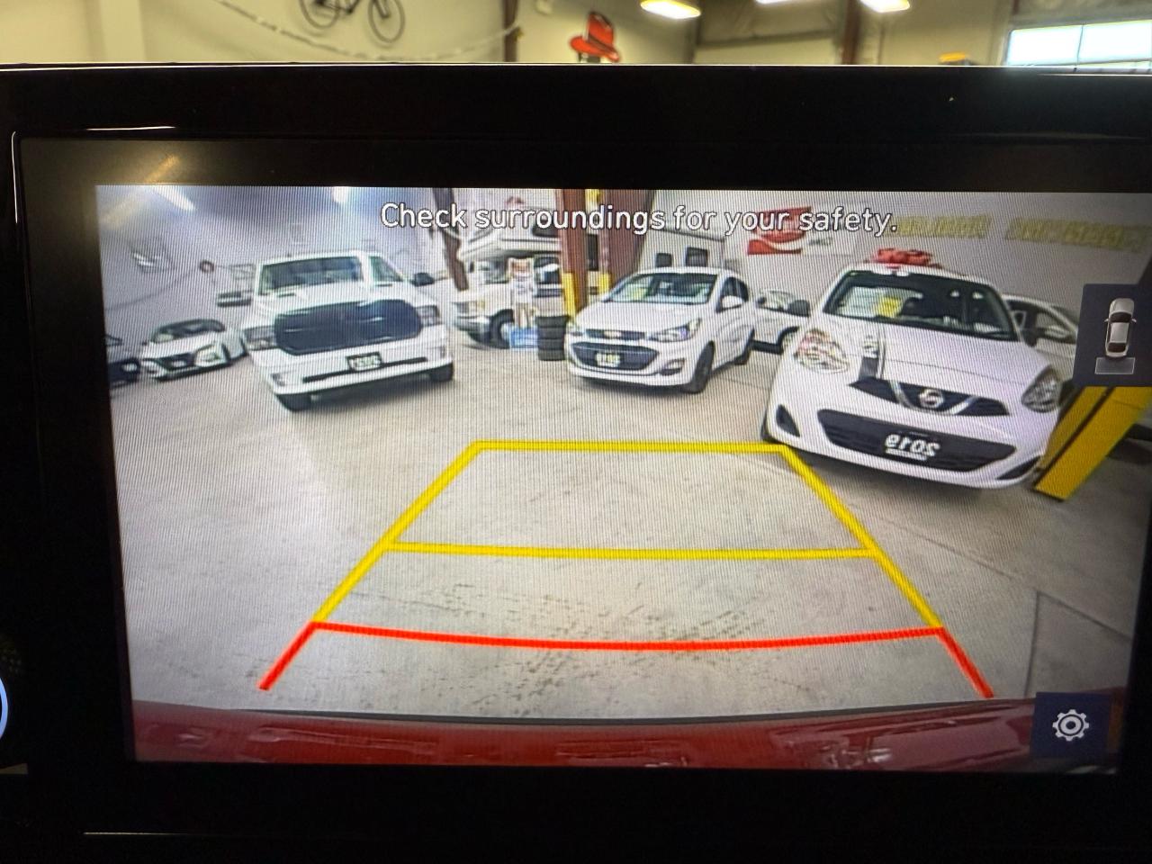 2021 Hyundai Santa Fe ESSENTIAL - Photo #18