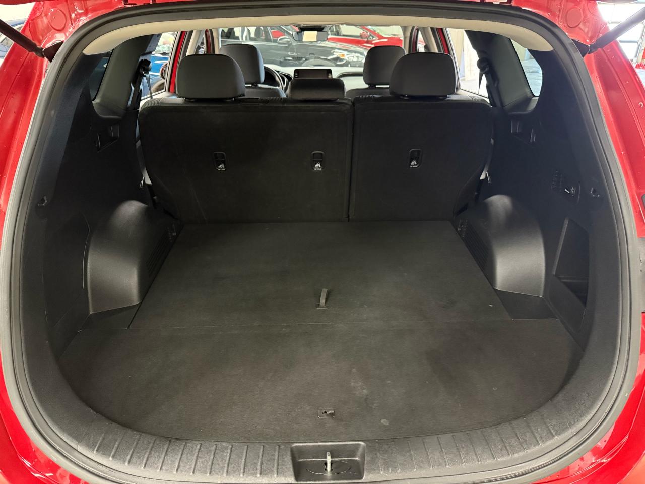 2021 Hyundai Santa Fe ESSENTIAL - Photo #9