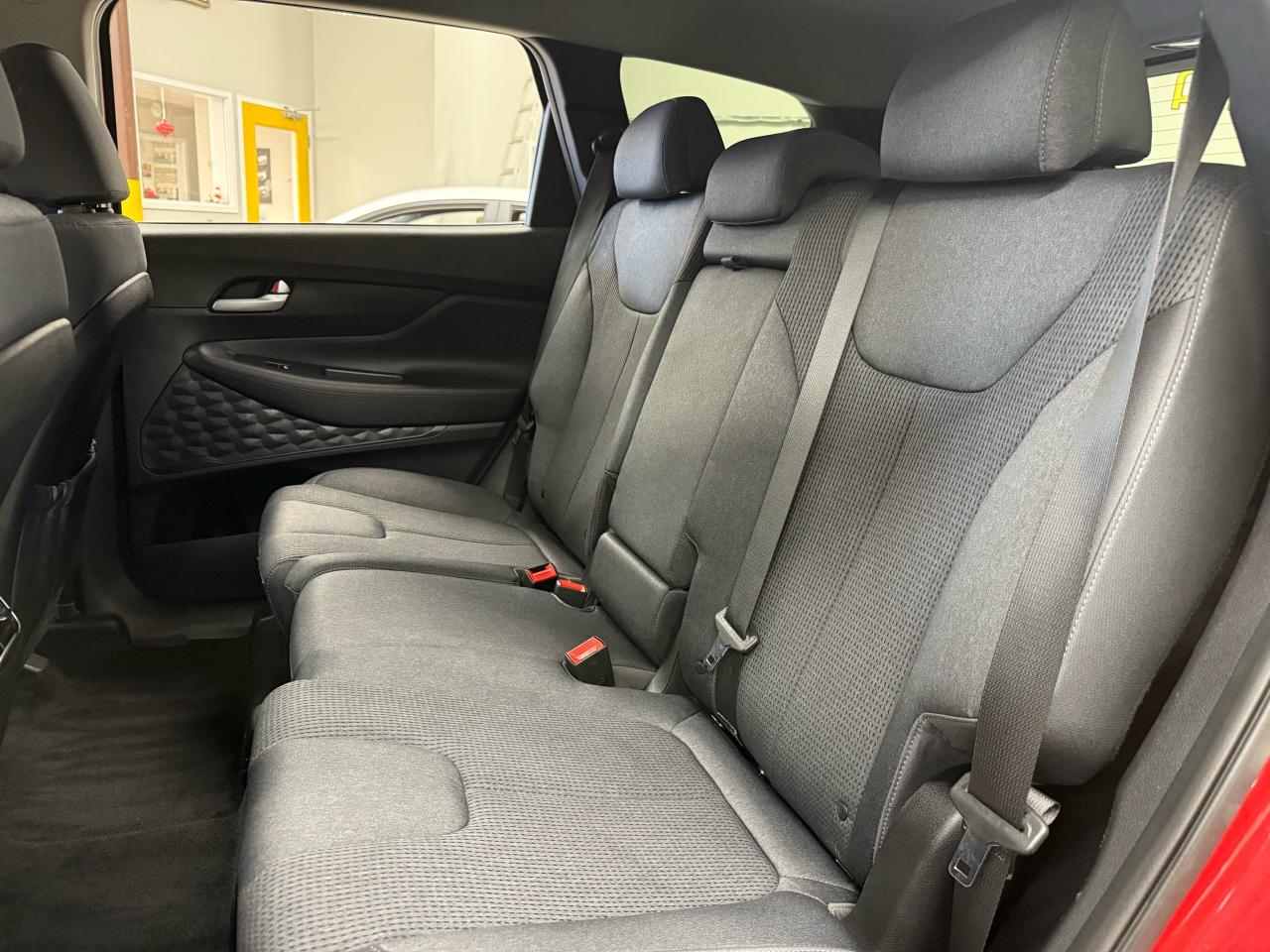 2021 Hyundai Santa Fe ESSENTIAL - Photo #20