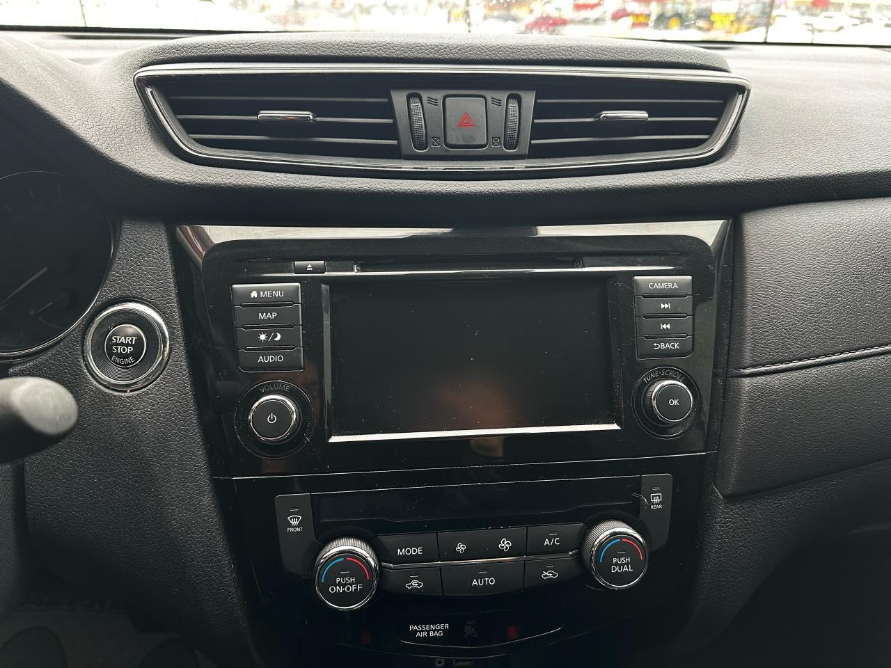 2020 Nissan Rogue SV AWD Photo